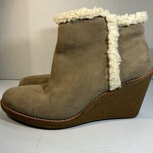 Cole Haan Michelle Suede Faux Fur Lined Wedge Booties Boots Womens Size 8 B Tan